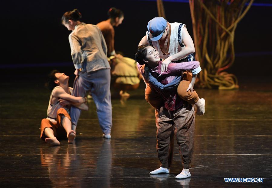 CHINA-BEIJING-BEIJING DANCE ACADEMY-PERFORMANCE (CN)