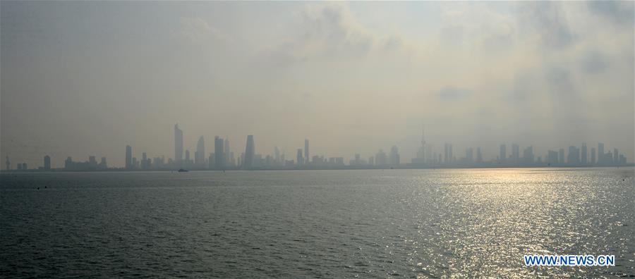 KUWAIT-KUWAIT CITY-HEAVY FOG