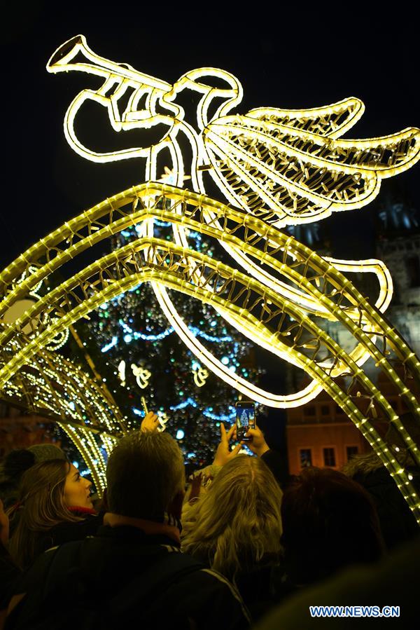 CZECH REPUBLIC-PRAGUE-CHRISTMAS TREE LIGHTENING