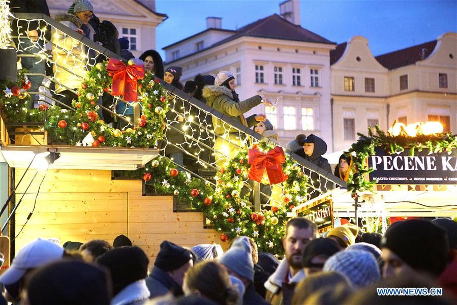 CZECH REPUBLIC-PRAGUE-CHRISTMAS TREE LIGHTENING