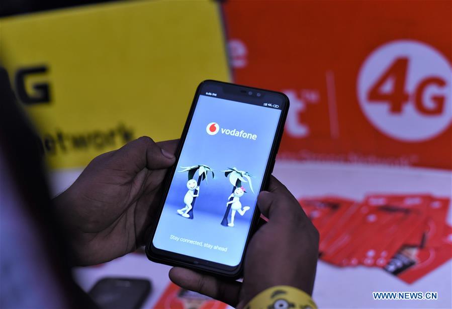 INDIA-MUMBAI-TELECOM-TARIFF-RISE