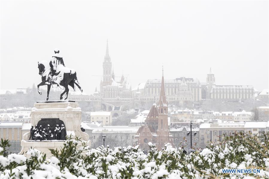 XINHUA PHOTOS OF THE DAY