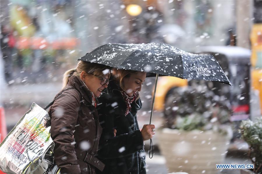 U.S.-NEW YORK-SNOW