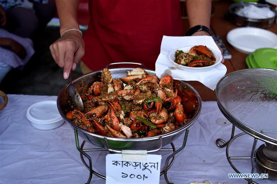 BANGLADESH-DHAKA-INDIGENOUS CULTURES-PRODUCTS-FAIR