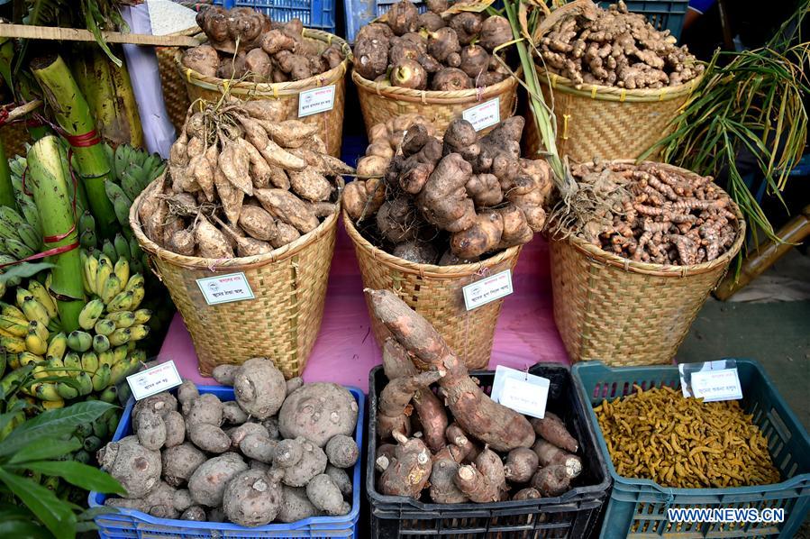 BANGLADESH-DHAKA-INDIGENOUS CULTURES-PRODUCTS-FAIR