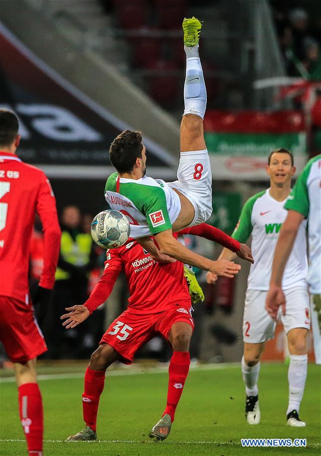 (SP)GERMANY-AUGSBURG-SOCCER-BUNDESLIGA-AUGSBURG VS MAINZ