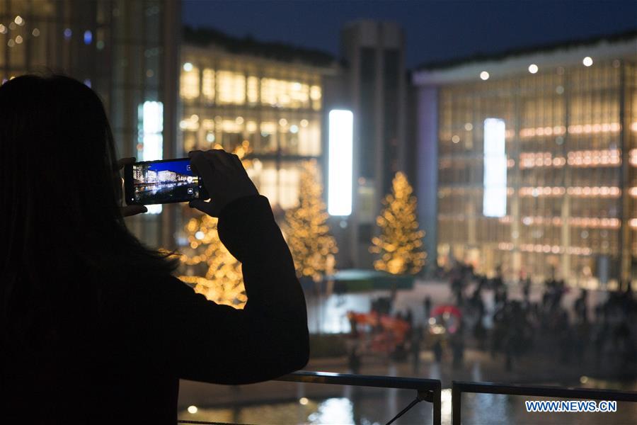 GREECE-ATHENS-CHRISTMAS-DECORATION