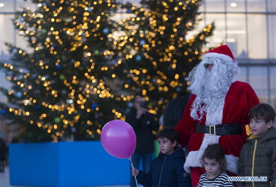 GREECE-ATHENS-CHRISTMAS-DECORATION