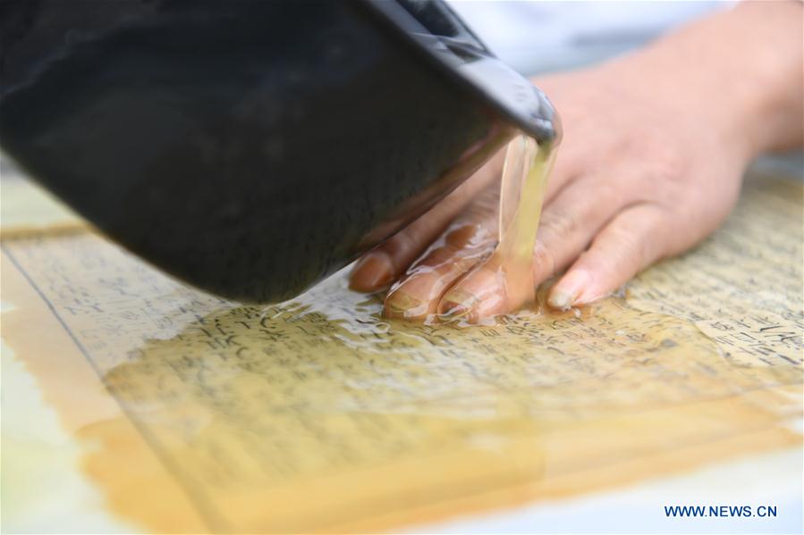 (MASTEROFCRAFTS)CHINA-ANHUI-JINGXIAN-XUAN PAPER-INHERITOR (CN)