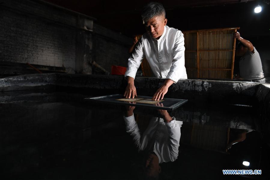 (MASTEROFCRAFTS)CHINA-ANHUI-JINGXIAN-XUAN PAPER-INHERITOR (CN)