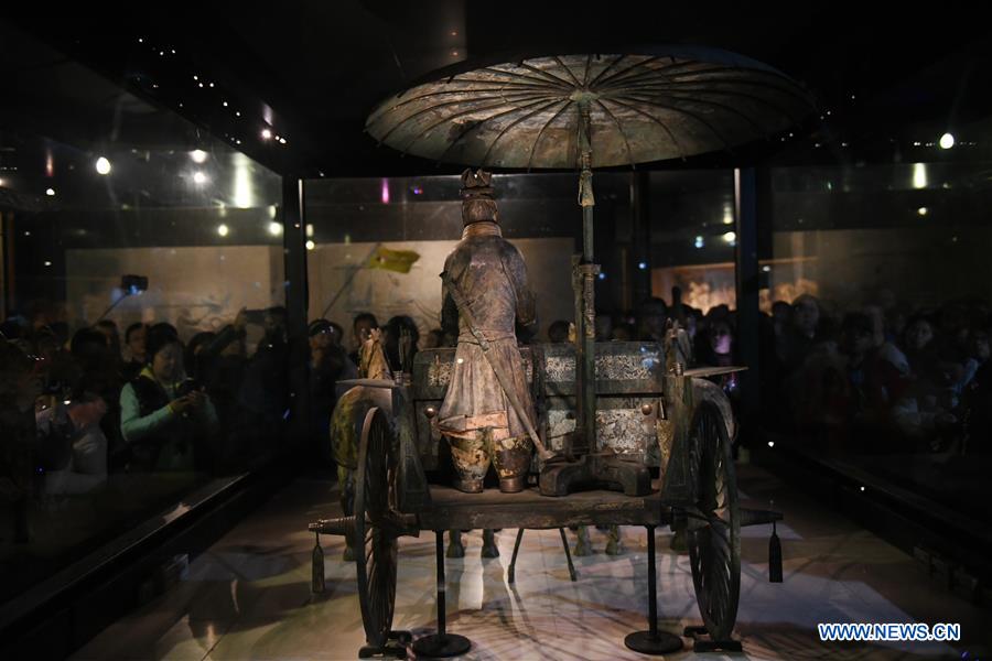 CHINA-SHAANXI-XI'AN-QINSHIHUANG'S MAUSOLEUM SITE MUSEUM-BRONZE CHARIOT (CN)