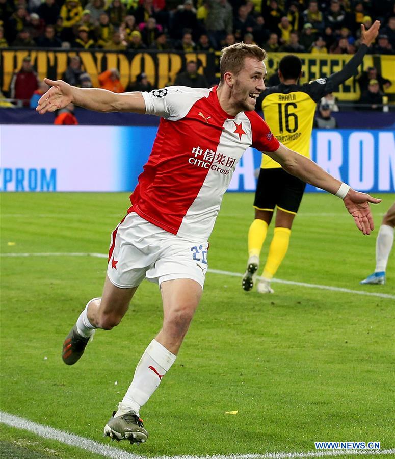 (SP)GERMANY-DORTMUND-FOOTBALL-UEFA CHAMPIONS LEAGUE-DORTMUND VS SLAVIA PRAGUE