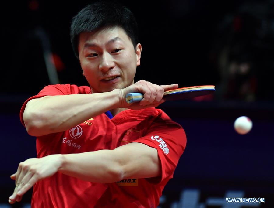(SP)CHINA-ZHENGZHOU-TABLE TENNIS-ITTF WORLD TOUR GRAND FINALS-MEN'S SINGLES-QUARTERFINALS (CN)