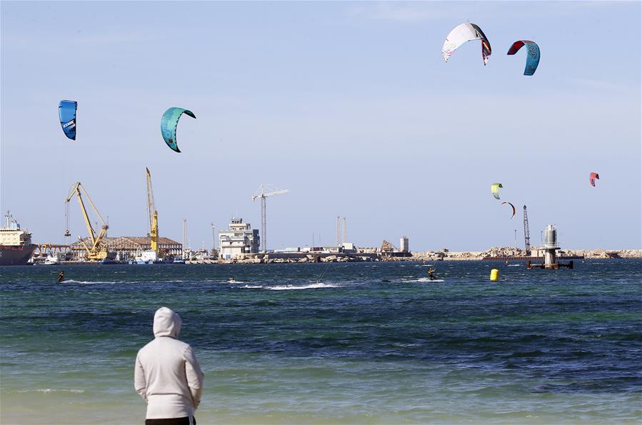 (SP)LIBYA-TRIPOLI-SURFING