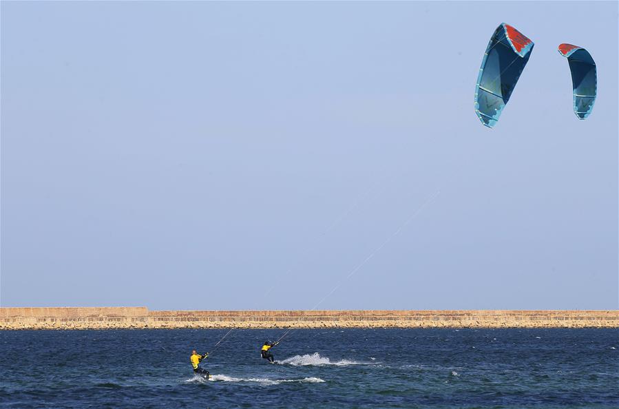 (SP)LIBYA-TRIPOLI-SURFING