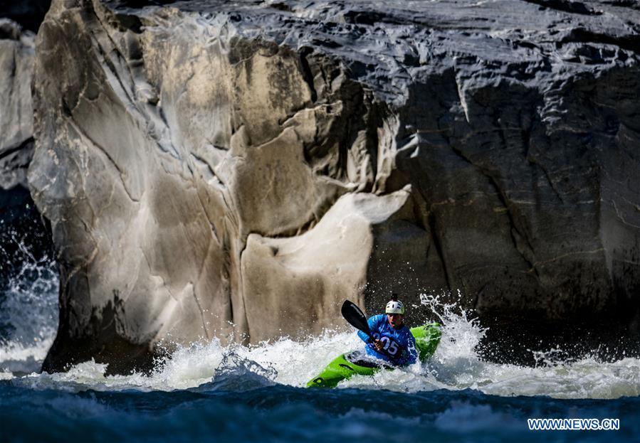 (SP)CHINA-YUNNAN-LUSHUI-CANOEING-WILD WATER WORLD CUP (CN)