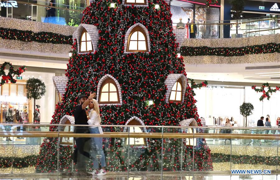 TURKEY-ISTANBUL-SHOPPING MALL-CHRISTMAS TREE