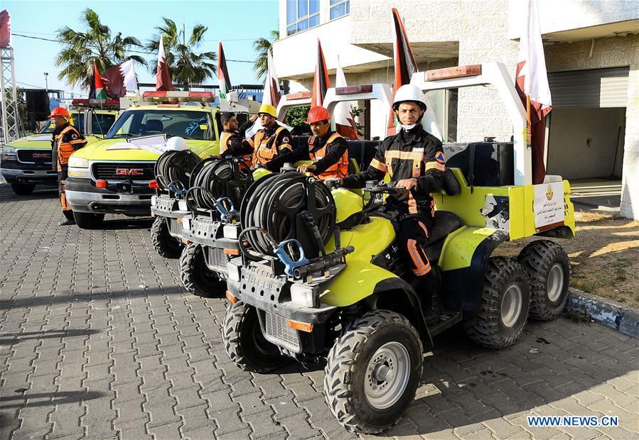 MIDEAST-GAZA-CIVIL DEFENSE VEHICLES-SHIPMENT