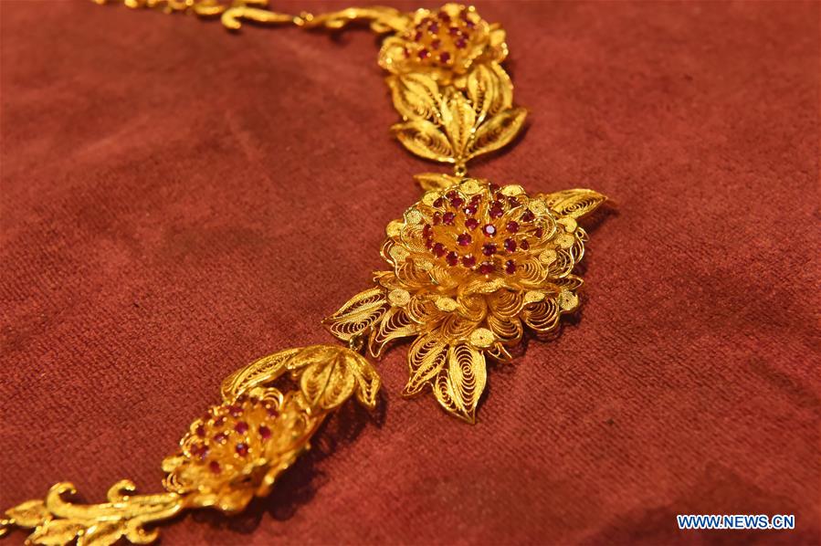 (MASTEROFCRAFTS)CHINA-BEIJING-FILIGREE INLAY-METAL ART (CN)