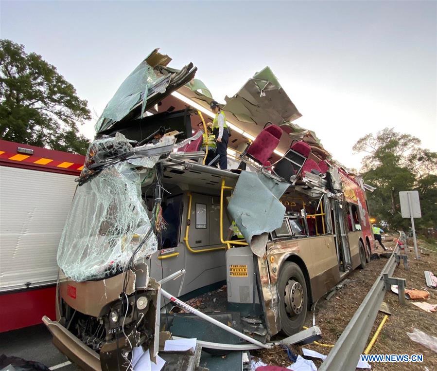 CHINA-HONG KONG-BUS CRASH-DEATH TOLL (CN)