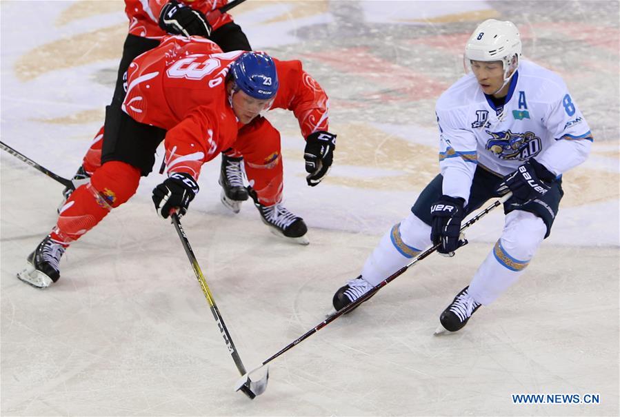 (SP)CHINA-JILIN-ICE HOCKEY-SILK ROAD SUPREME HOCKEY LEAGUE-TSEN TOU VS NOMAD(CN)