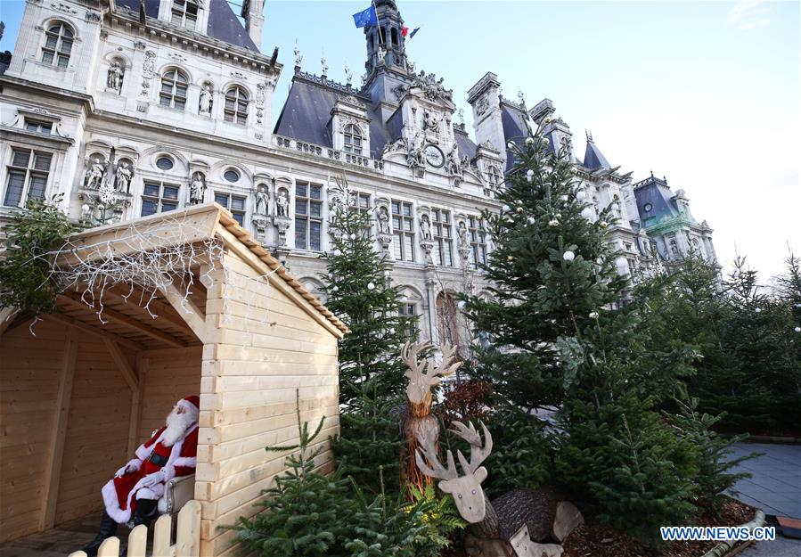 FRANCE-PARIS-CITY HALL-CHRISTMAS DECORATIONS