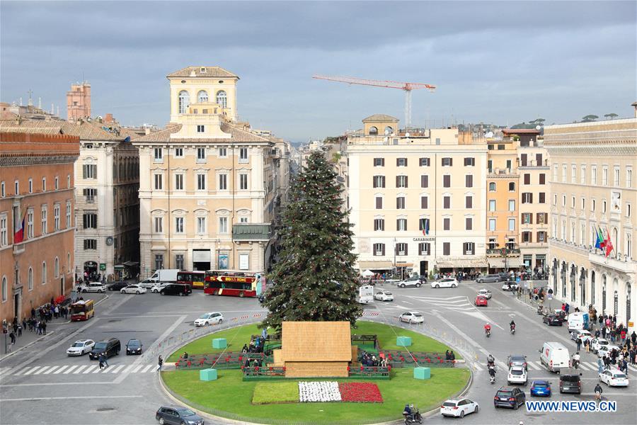 ITALY-ROME-CHRISTMAS TREE 