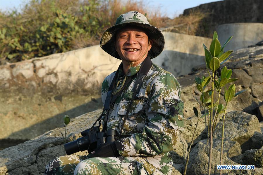 CHINA-HAINAN-MANGROVE RESERVE-GRASSROOT PERSONNEL(CN)