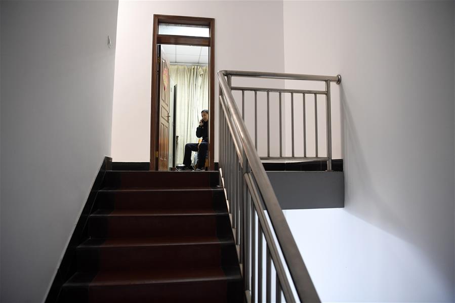 CHINA-ANHUI-JINZHAI-RAILWAY POLICEMAN (CN)