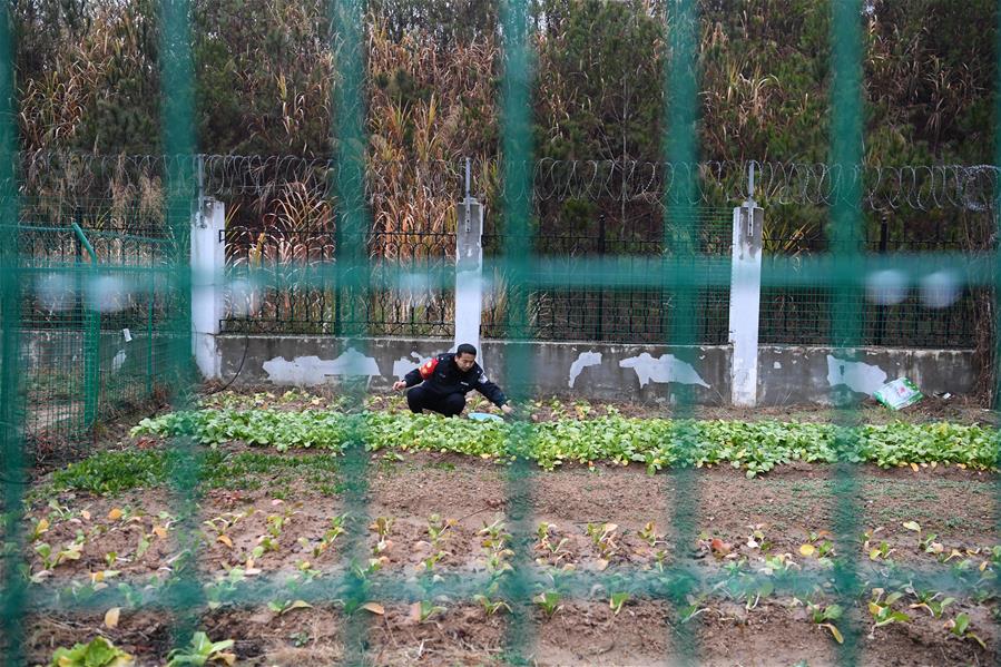 CHINA-ANHUI-JINZHAI-RAILWAY POLICEMAN (CN)