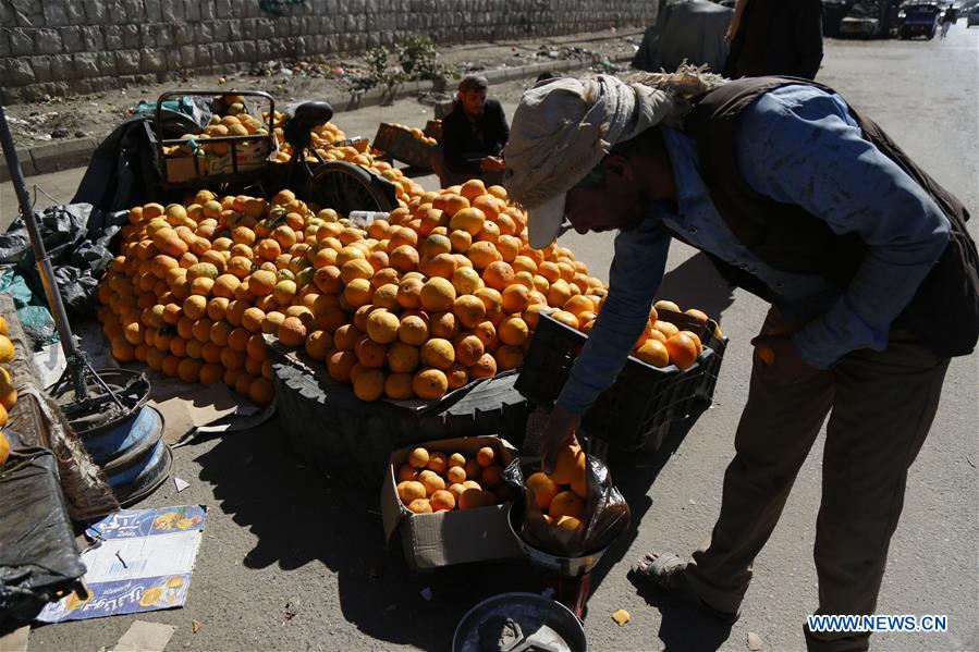 YEMEN-SANAA-DAILY LIFE-ORANGE