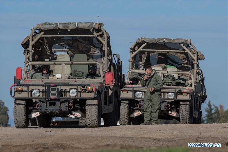 MIDEAST-GOLAN HEIGHTS-ISRAELI TROOPS
