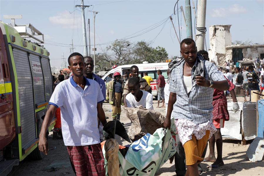 (SPOT NEWS)SOMALIA-MOGADISHU-SUICIDE BOMBING