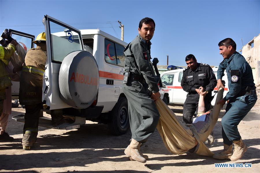 AFGHANISTAN-KANDAHAR-FIRST-AID-EXERCISE