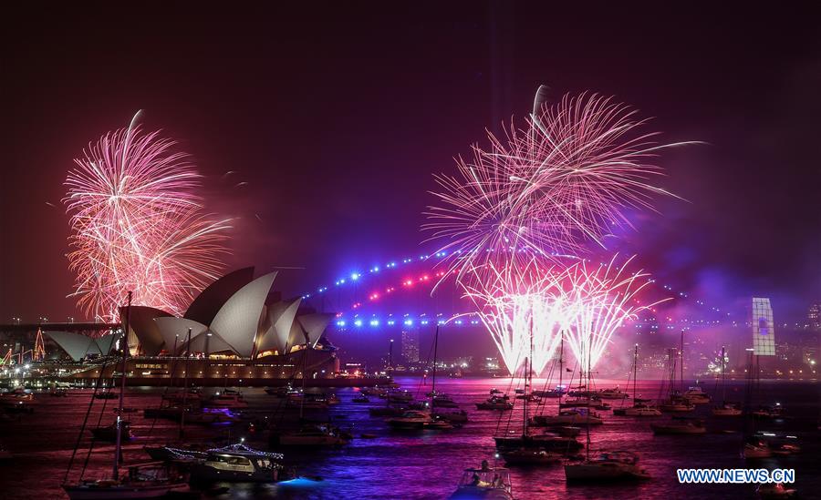 AUSTRALIA-SYDNEY-NEW YEAR'S EVE-CELEBRATION-FIREWORKS