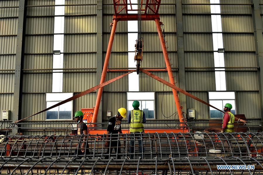 BANGLADESH-DHAKA-CHINA-CREC-ELEVATED-RAILWAY-INSTALLATION