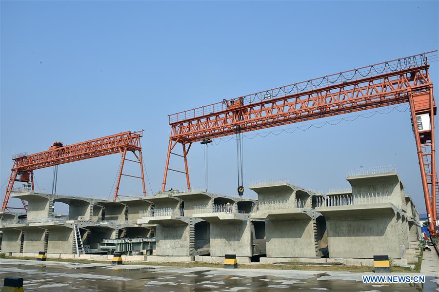 BANGLADESH-DHAKA-CHINA-CREC-ELEVATED-RAILWAY-INSTALLATION