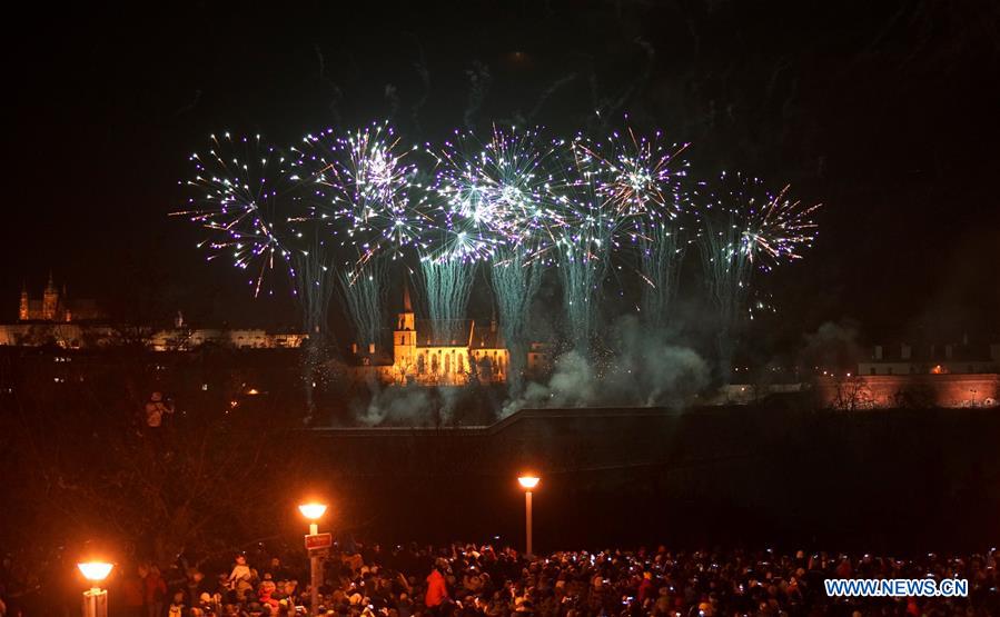 CZECH REPUBLIC-PRAGUE-NEW YEAR-FIREWORKS-LIGHT SHOW