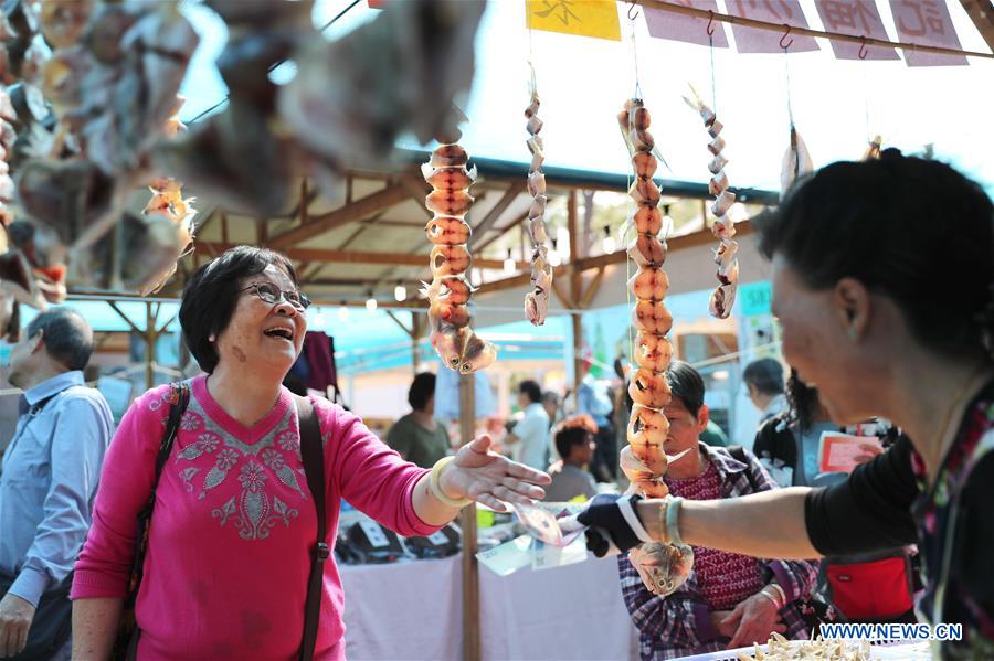 CHINA-HONG KONG-FARMERS' MARKET-AGRICULTURAL AND FISHERY PRODUCTS (CN)