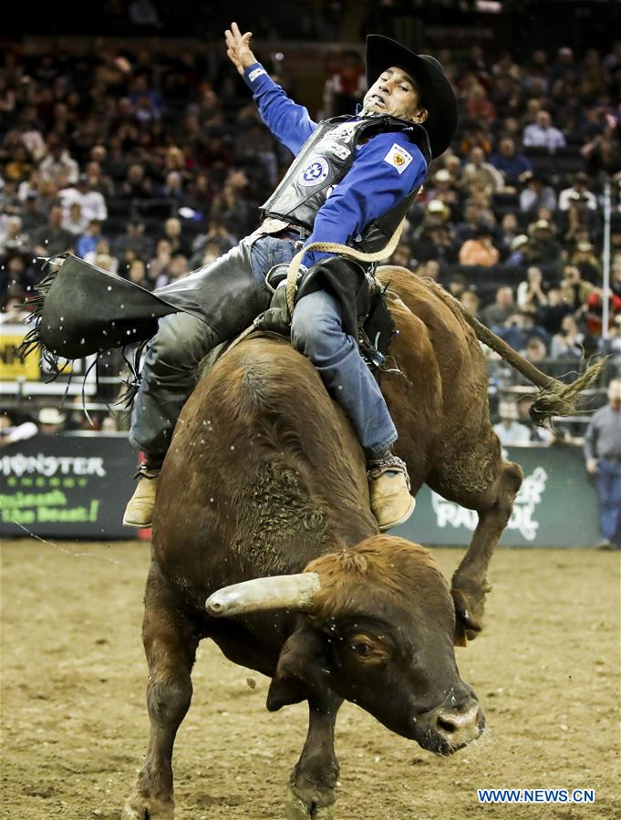 (SP)U.S.-NEW YORK-BULL RIDING