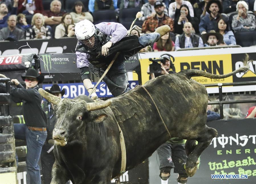 (SP)U.S.-NEW YORK-BULL RIDING