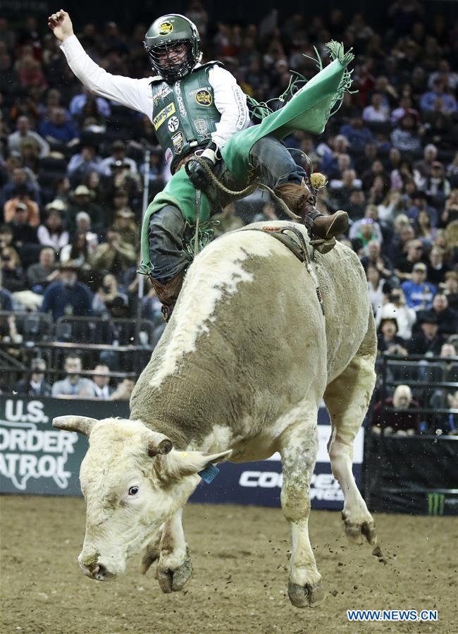 (SP)U.S.-NEW YORK-BULL RIDING