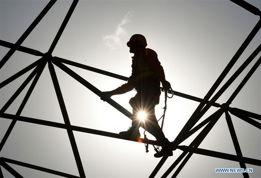 CHINA-YUNNAN-KUNMING-RAIL TRANSIT-CONSTRUCTION WORKERS (CN)