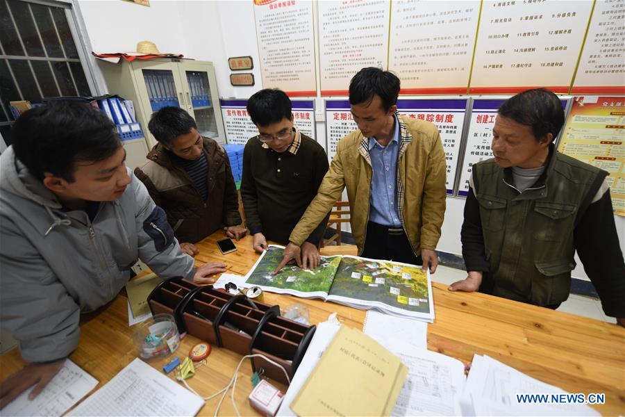 (FOCUS) CHINA-GUANGXI-POVERTY ALLEVIATION (CN)