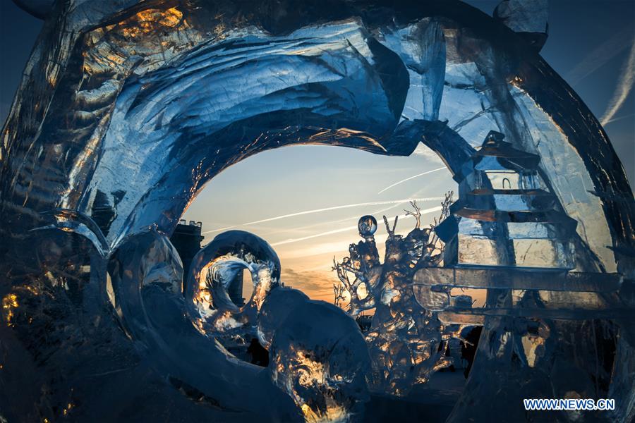 CHINA-HARBIN-ICE SCULPTURE COMPETITION (CN)