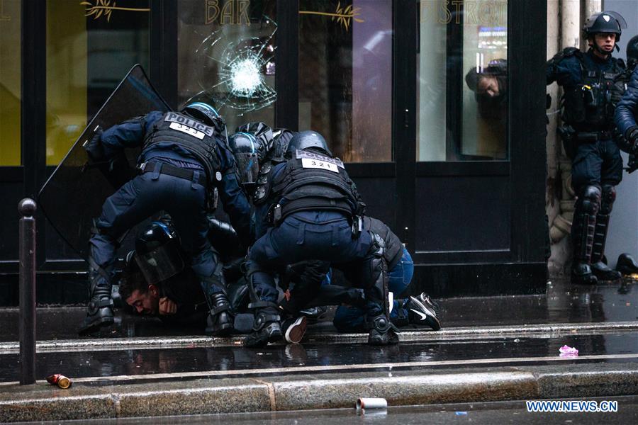 FRANCE-PARIS-TRANSPORT STRIKE-PENSION REFORM