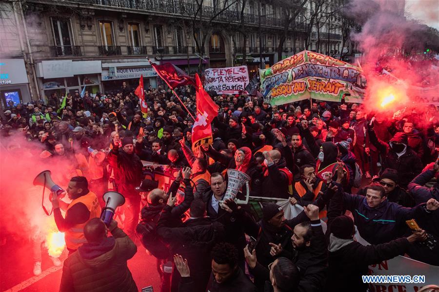 FRANCE-PARIS-TRANSPORT STRIKE-PENSION REFORM
