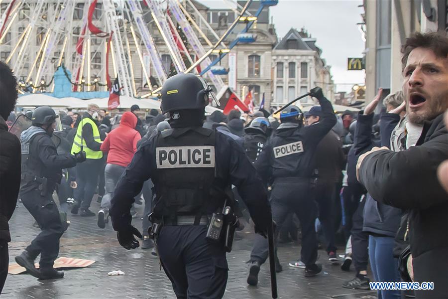FRANCE-PARIS-TRANSPORT STRIKE-PENSION REFORM