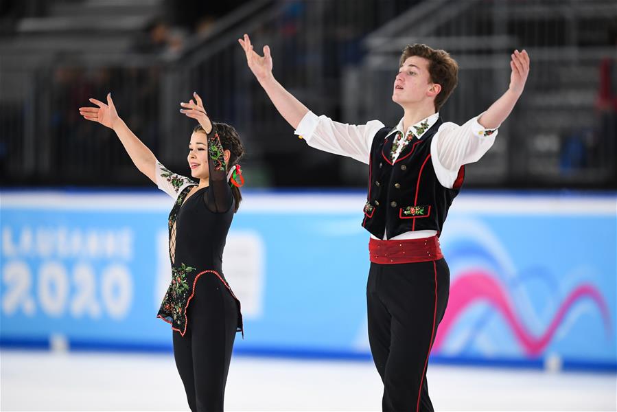 (SP)SWITZERLAND-LAUSANNE-WINTER YOG-FIGURE SKATING-PAIR SKATING SHORT PROGRAM