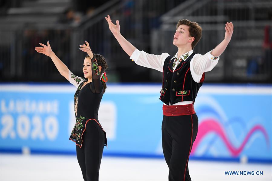 (SP)SWITZERLAND-LAUSANNE-WINTER YOG-FIGURE SKATING-PAIR SKATING SHORT PROGRAM